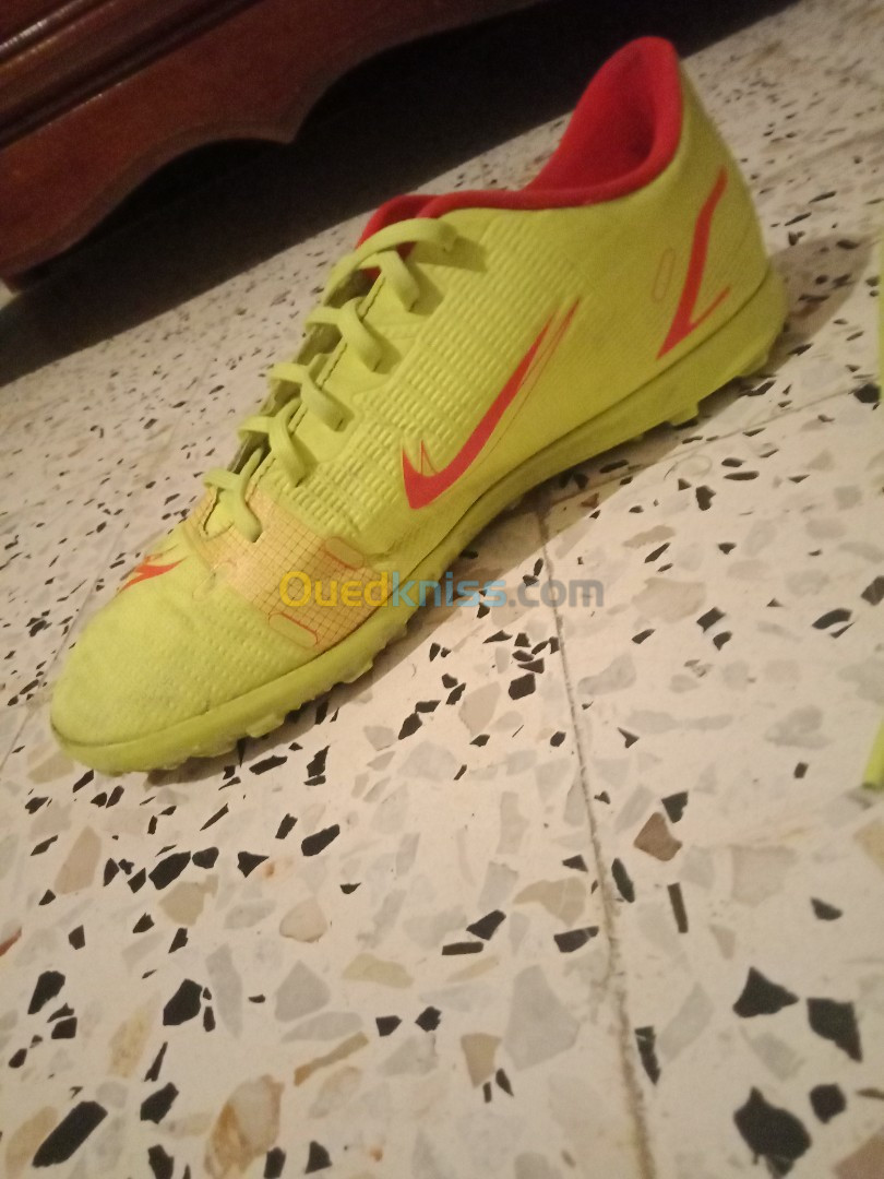 Ouedkniss soulier nike on sale magista