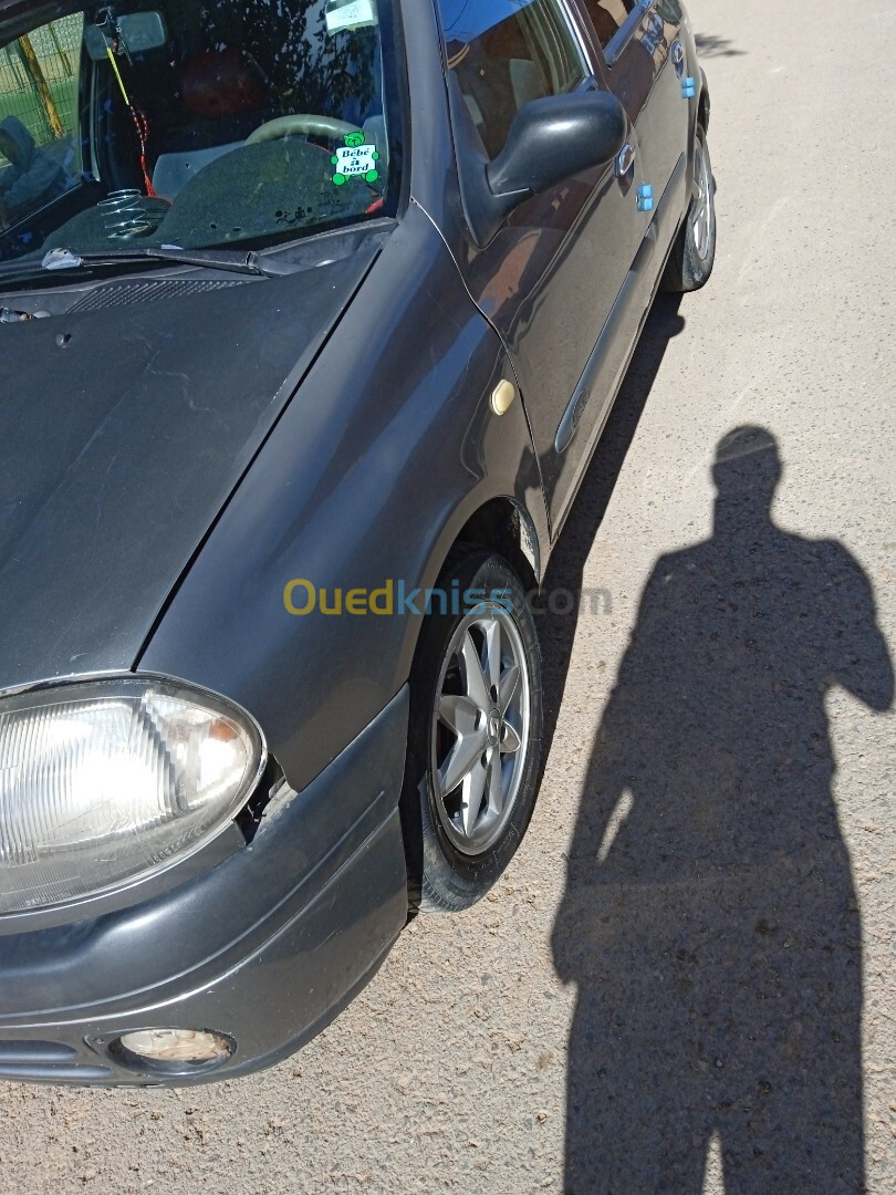 Renault Clio 2 2001 Clio 2