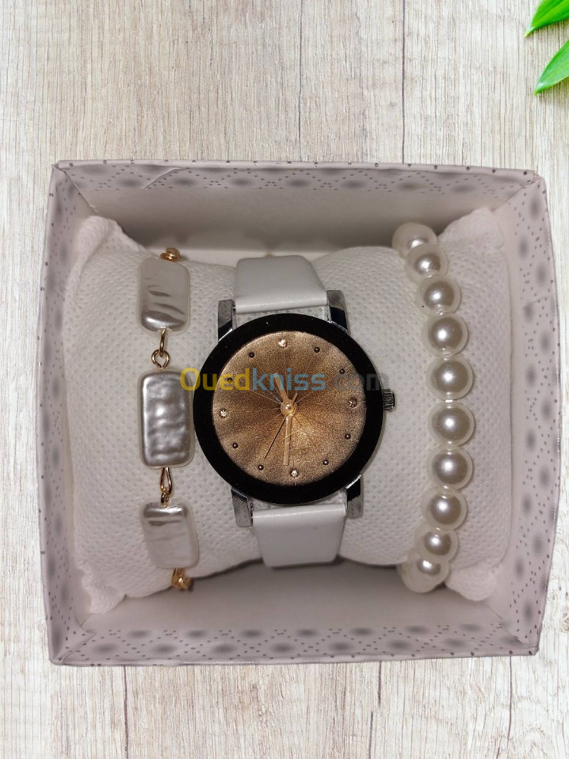 Montres femmes avec 2 bracelet 