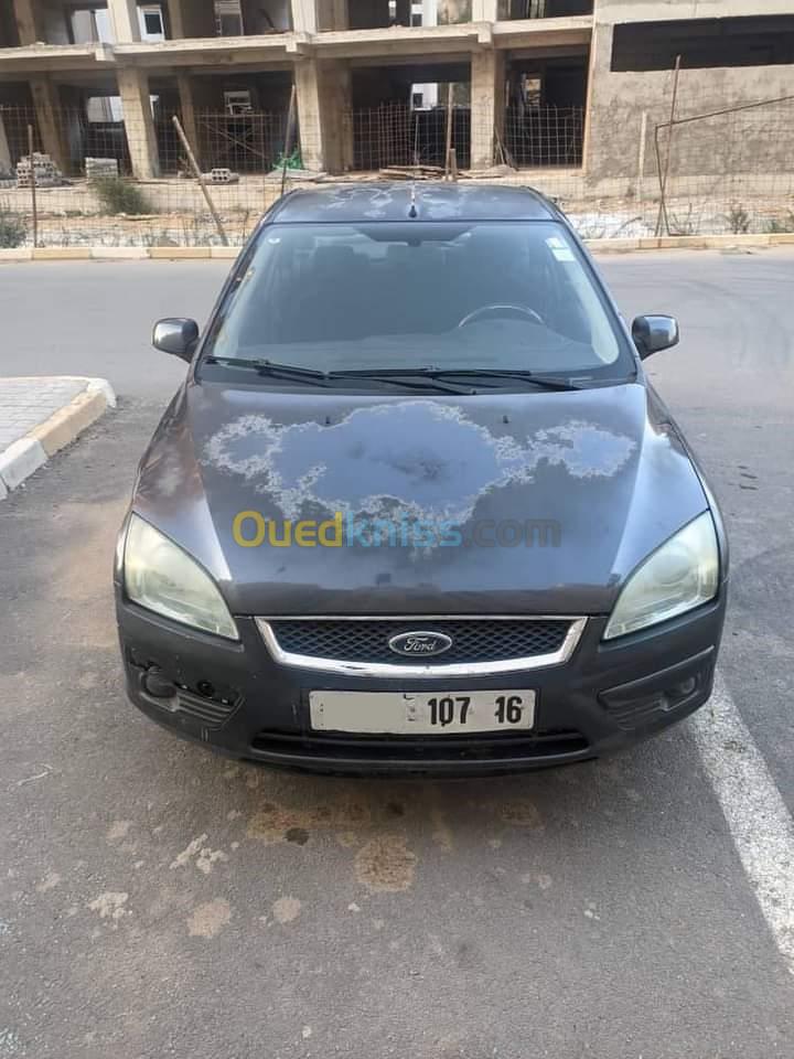 Ford Focus 4 portes 2007 Focus 4 portes