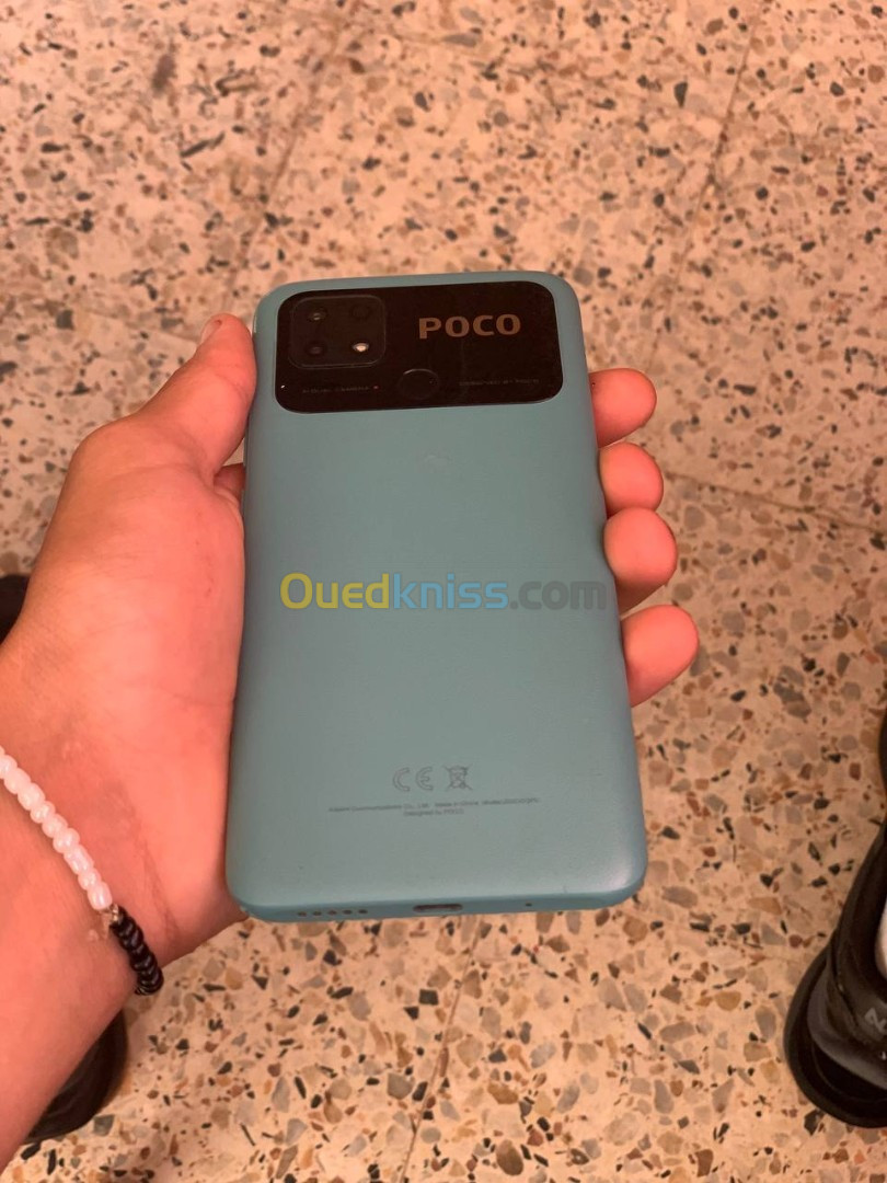 Poco C40