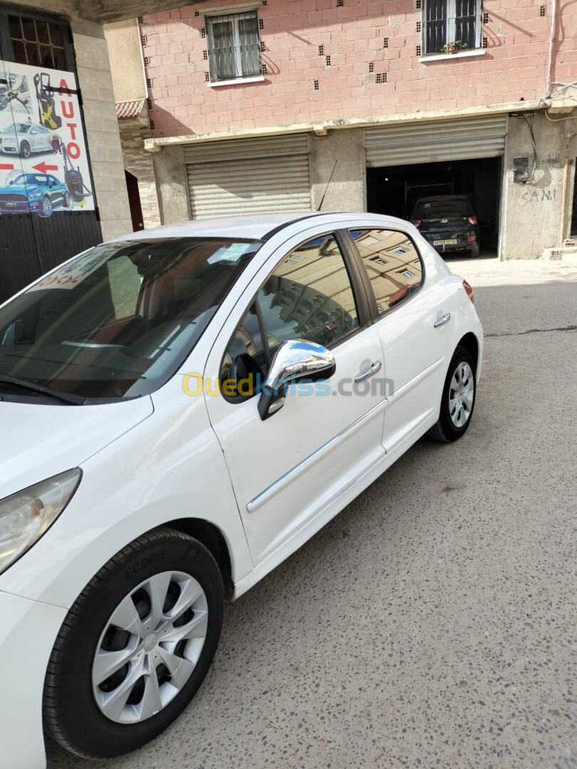 Peugeot 207 2012 New Active