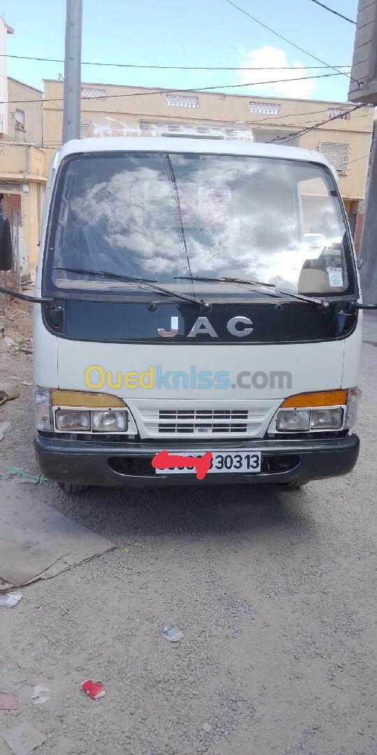 JAC Jac1025 2003