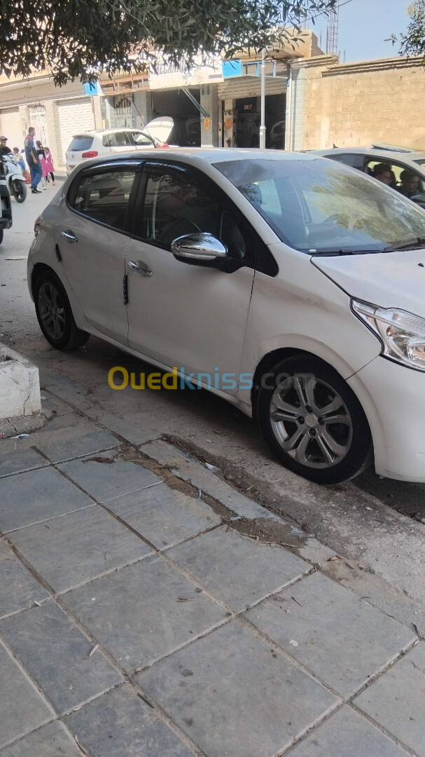 Peugeot 208 2013 Access