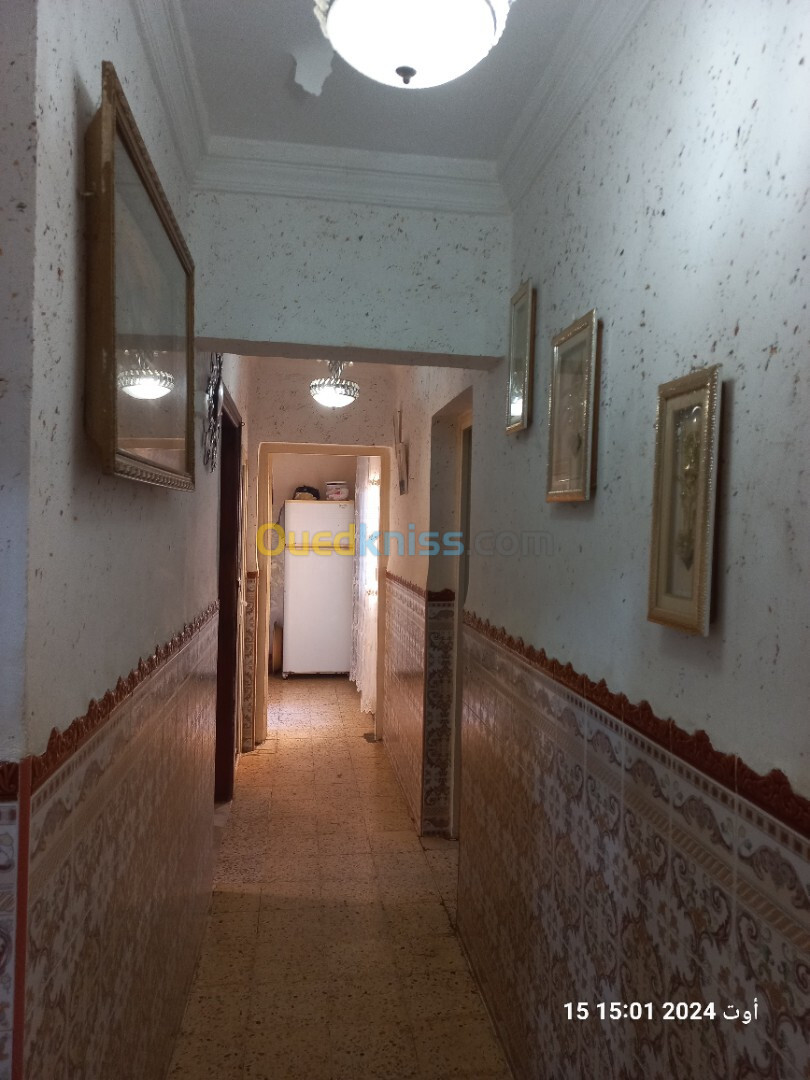 Vente Appartement F3 Alger Les eucalyptus