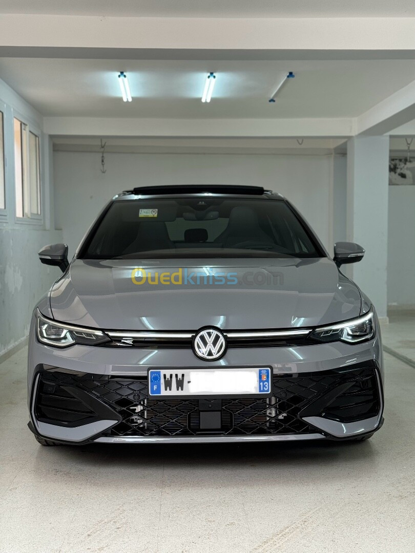 Volkswagen Golf 8 2024 R Line Facelift