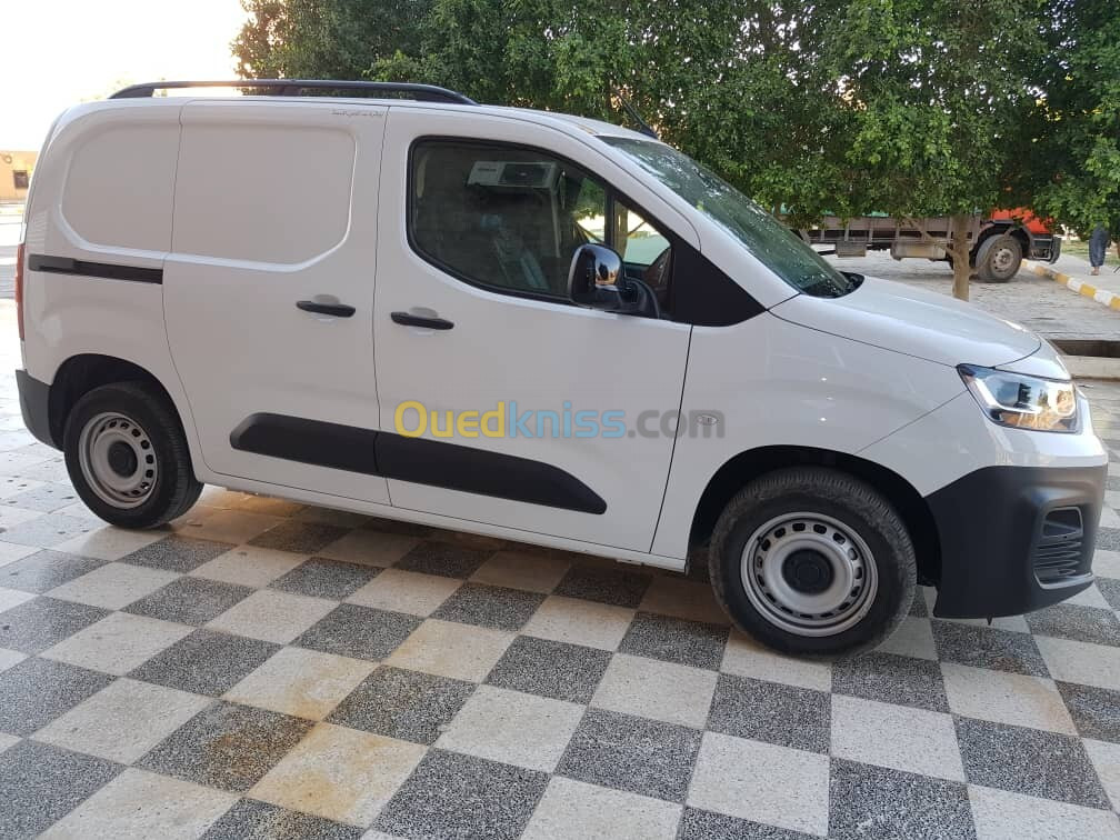 Fiat Professional Doblo italie 2024 