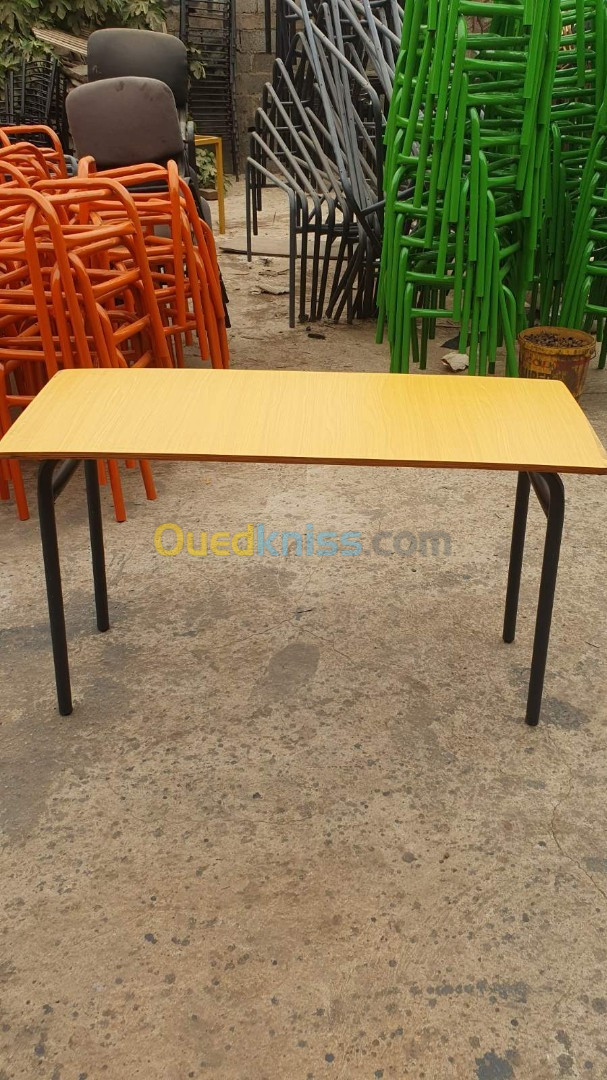 Table et chaises scolaire 