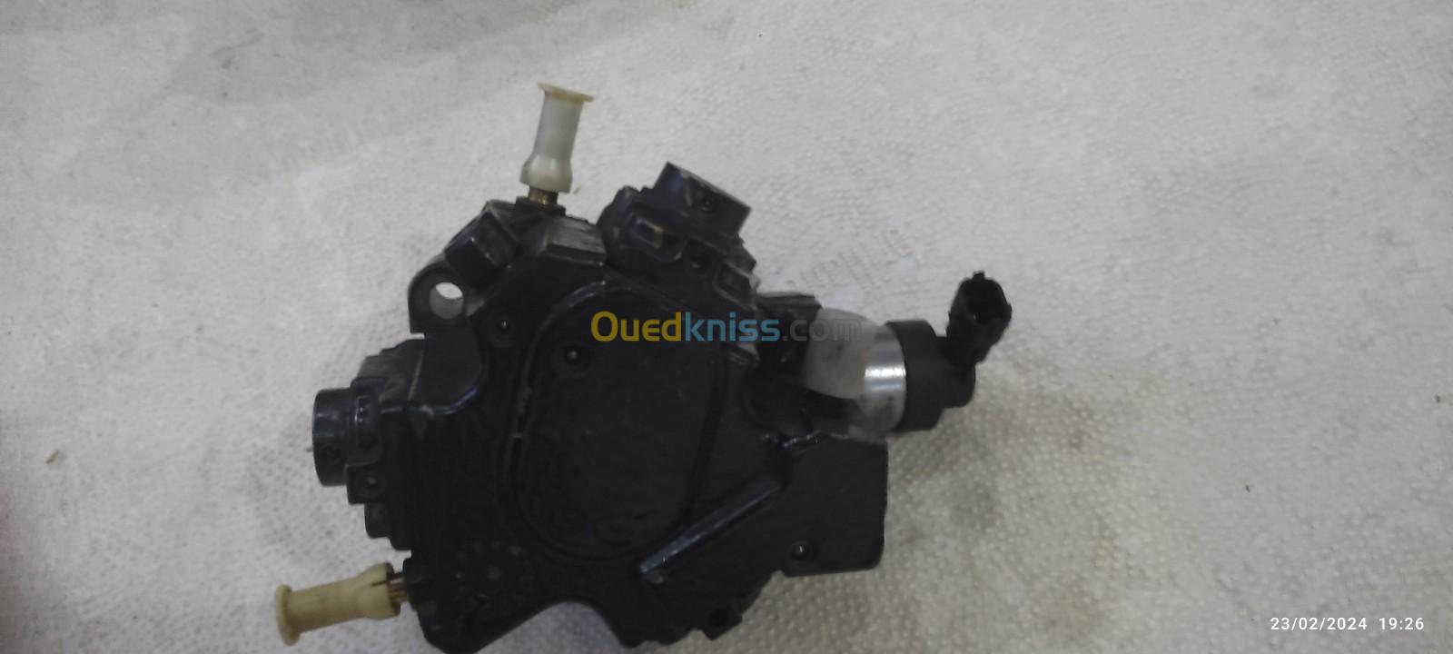 Pompe injection master qashqai 2014 2 l dCi