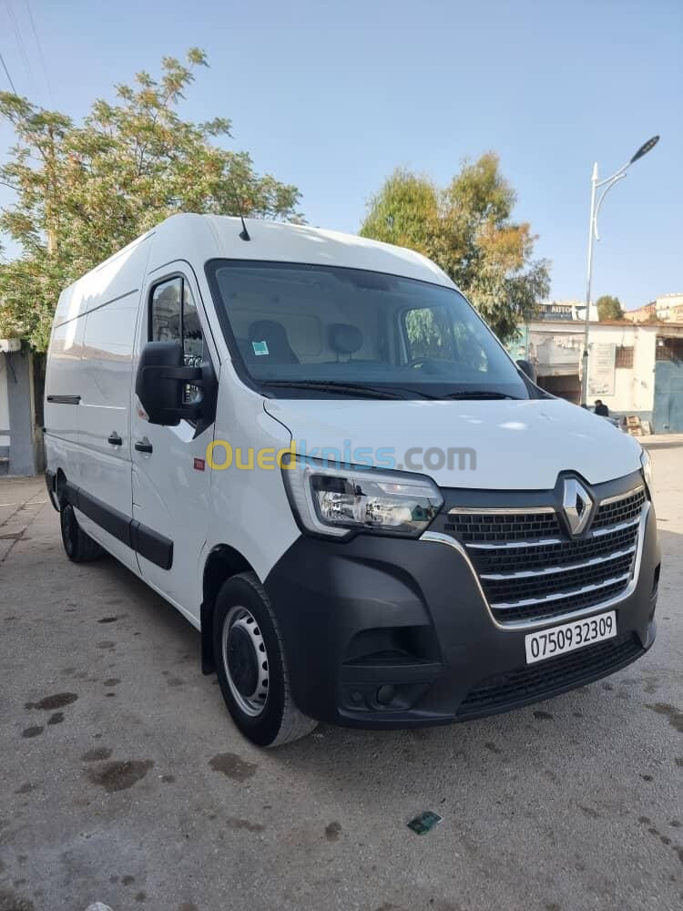 Renault Master 2023