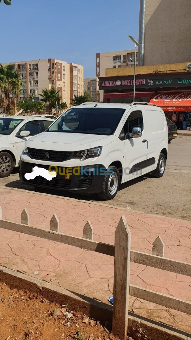 Peugeot Partner k9 2019 K9