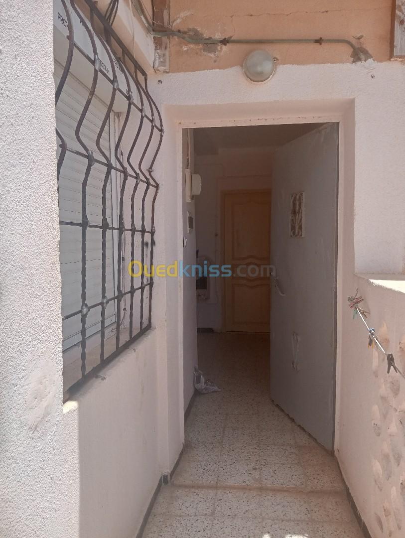 Location Appartement F2 Mostaganem Mostaganem