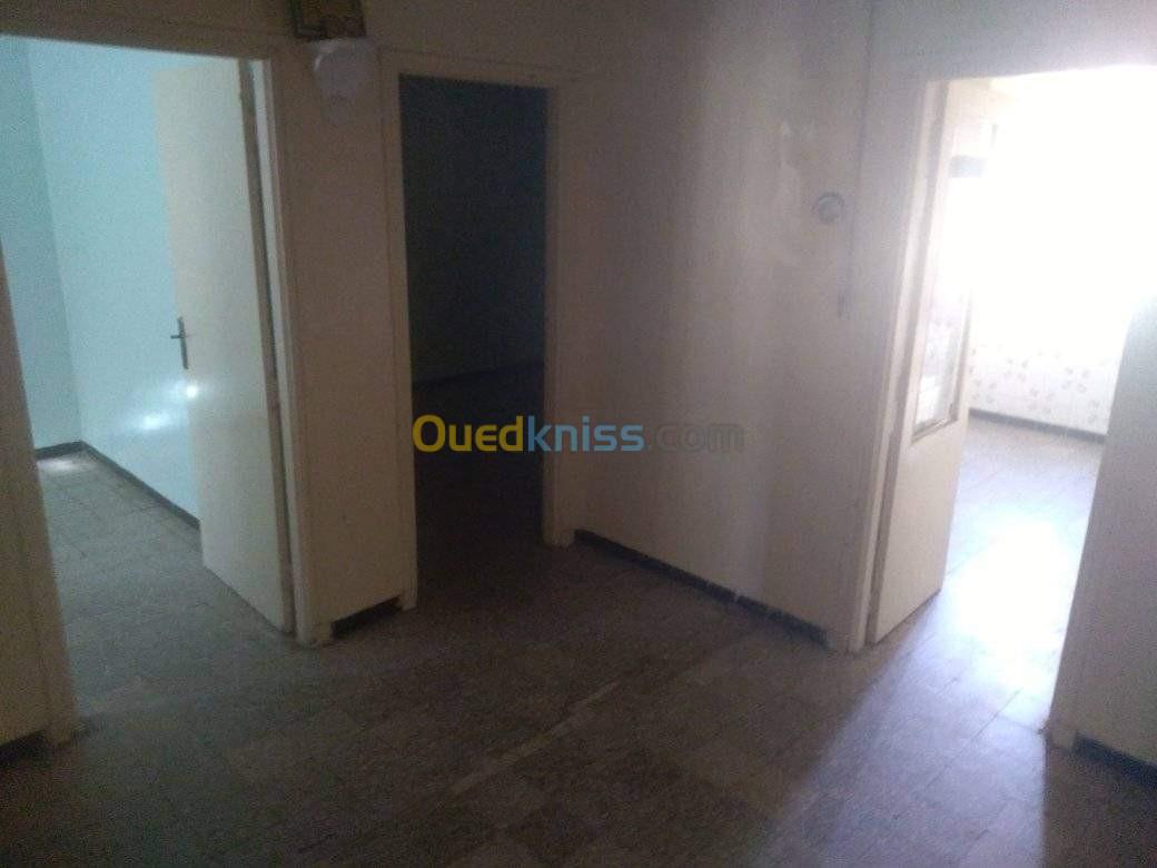 Vente Appartement F3 Jijel Sidi abdelaziz