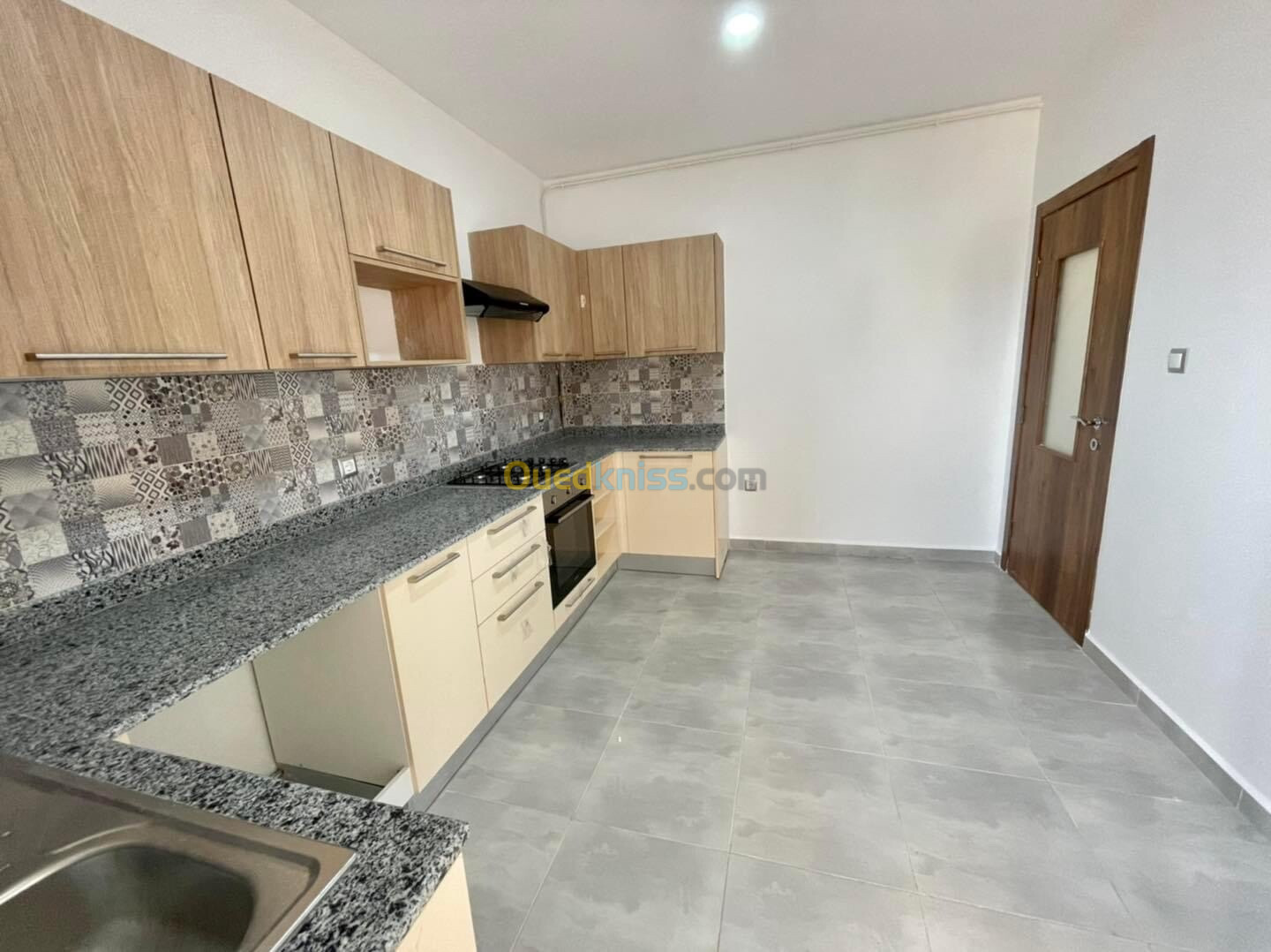 Location Appartement F3 Oran Bir el djir