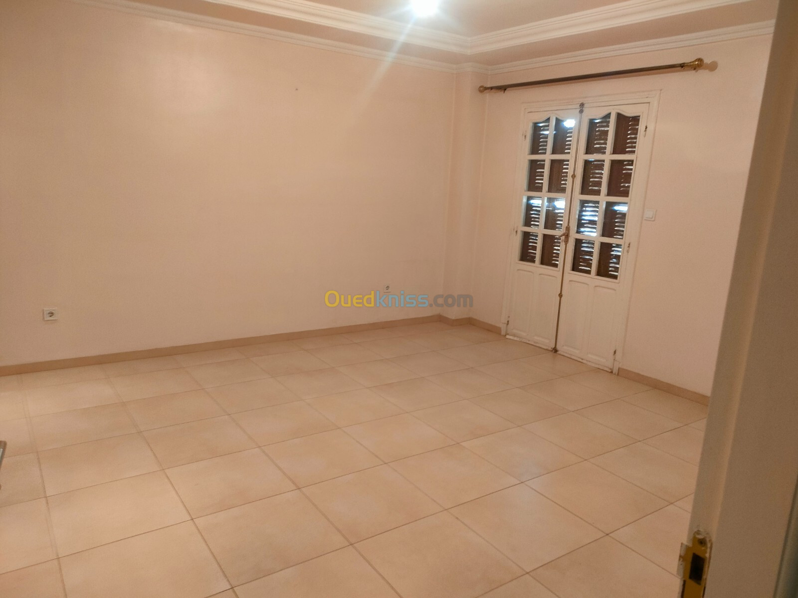 Location Appartement F4 Alger Bordj el bahri