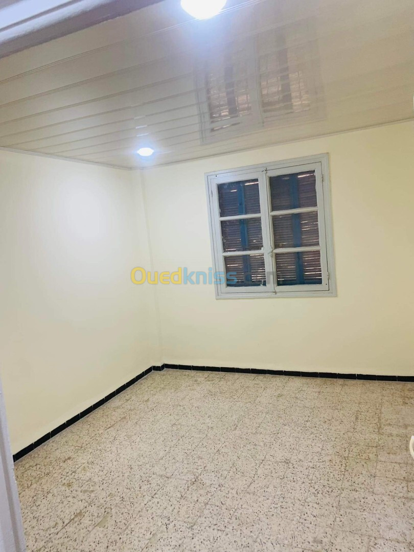 Location vacances Appartement F5 Alger Bordj el kiffan