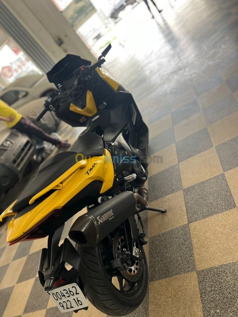 Yamaha Tmax 560 2 tablette 2022