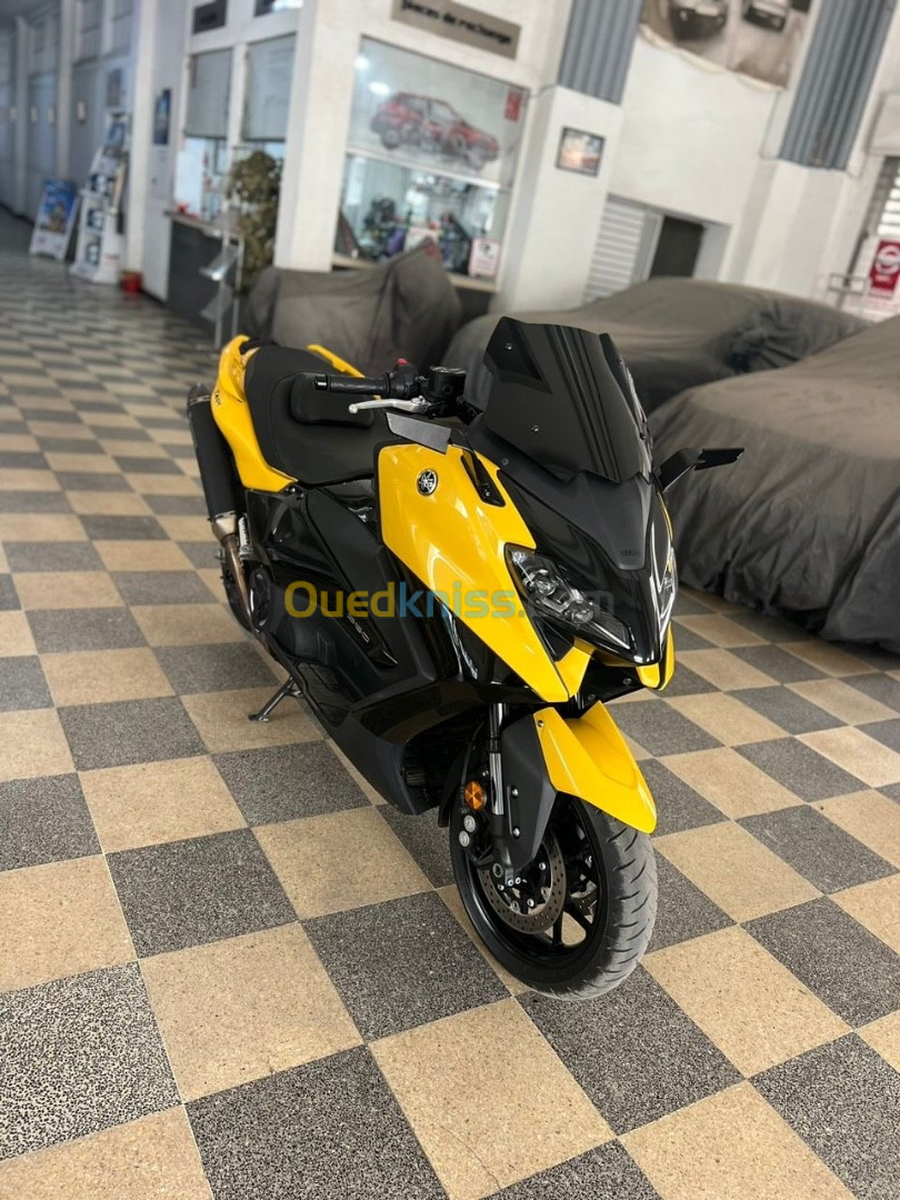 Yamaha Tmax 560 2 tablette 2022