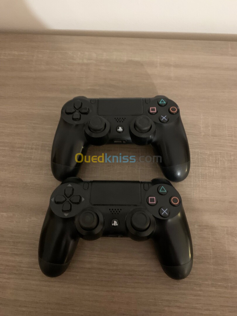 2 MAnette PS4 originales