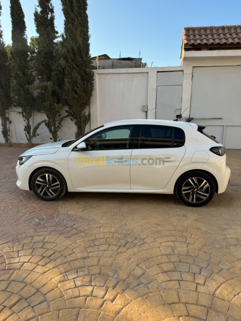 Peugeot 208 2022 Allure