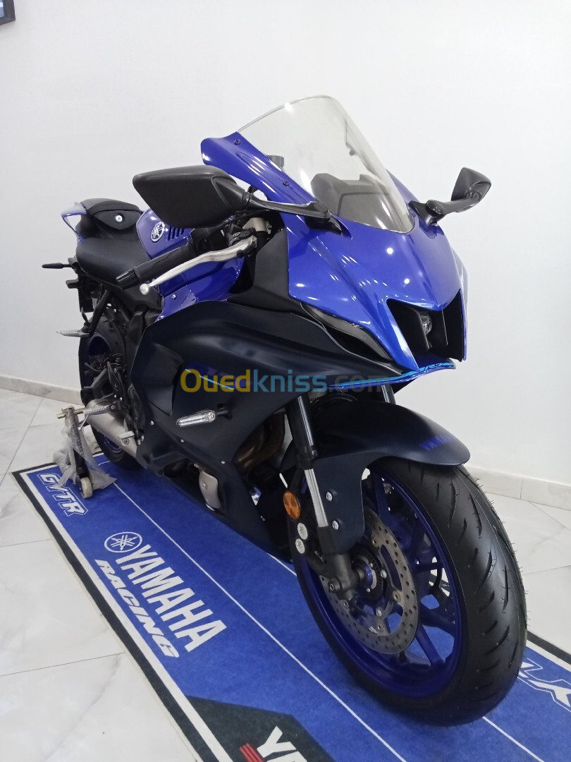 Yamaha R7 2022