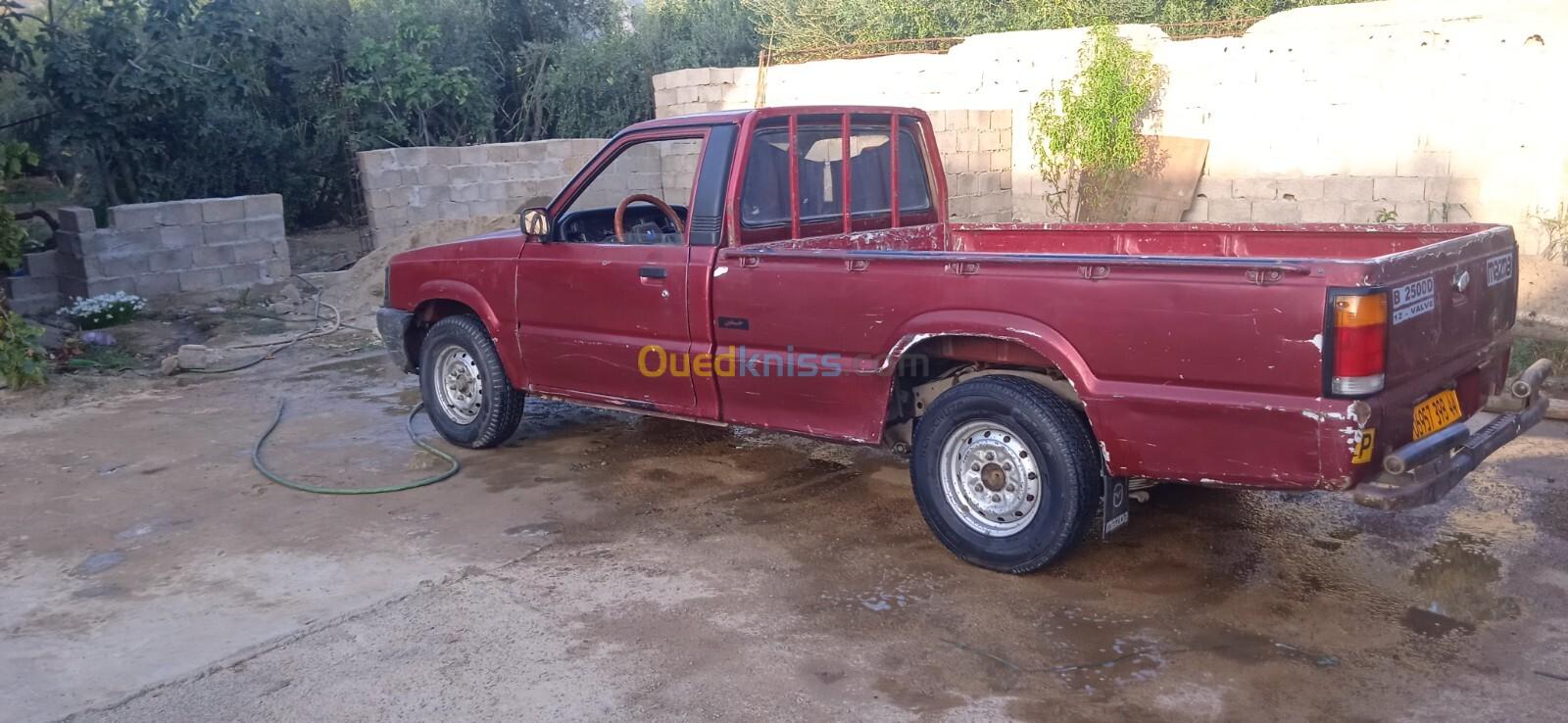 Mazda B2500 1998 