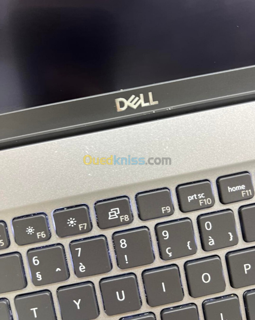 Dell Latitude 5520 Tactile - Intel Core i5-1145G7 - 16GO RAM - 256GO SSD - Intel Iris Xe Graphics 