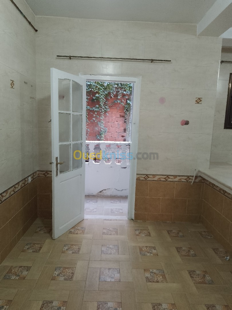 Location Niveau De Villa F4 Alger Ain naadja