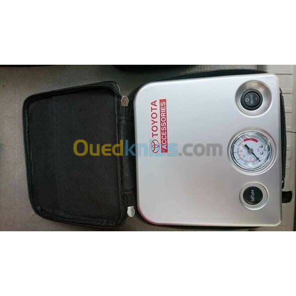 TOYOTA Gonfleur pneu toyota original  portatif 12v alimentation allume cigare  منفاخ اطارات السيارة 