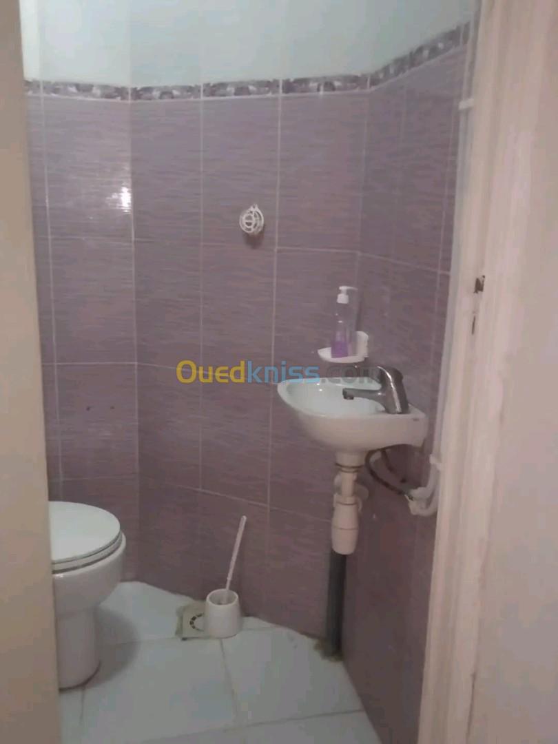 Cherche achat Appartement F03 Tlemcen Mansourah