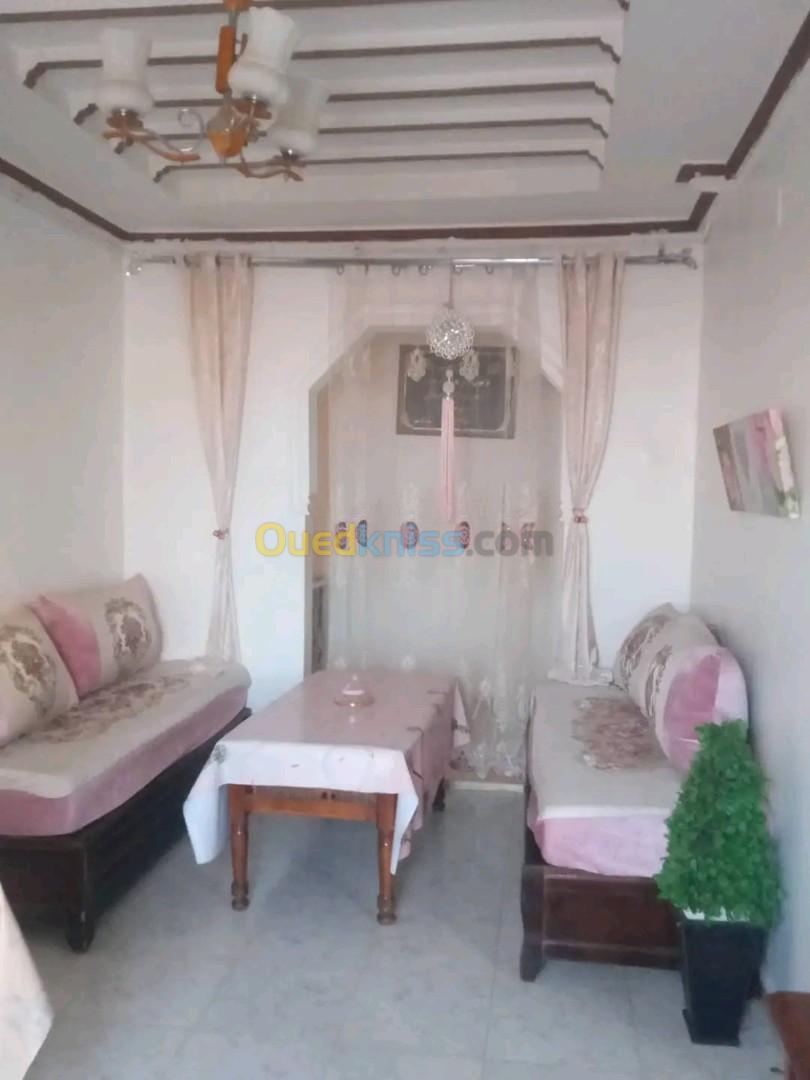 Cherche achat Appartement F03 Tlemcen Mansourah