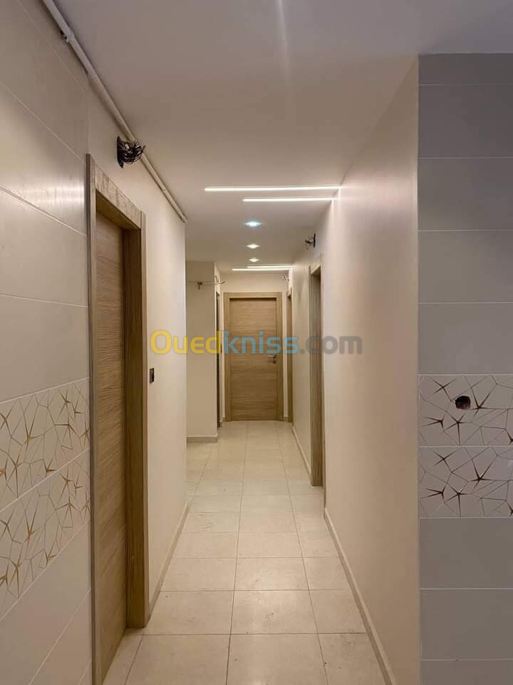 Vente Appartement F3 Alger Bordj el bahri