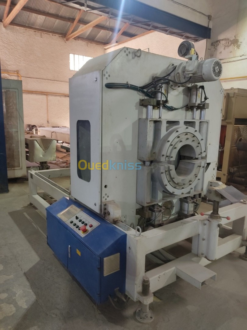 machine extrudeuse