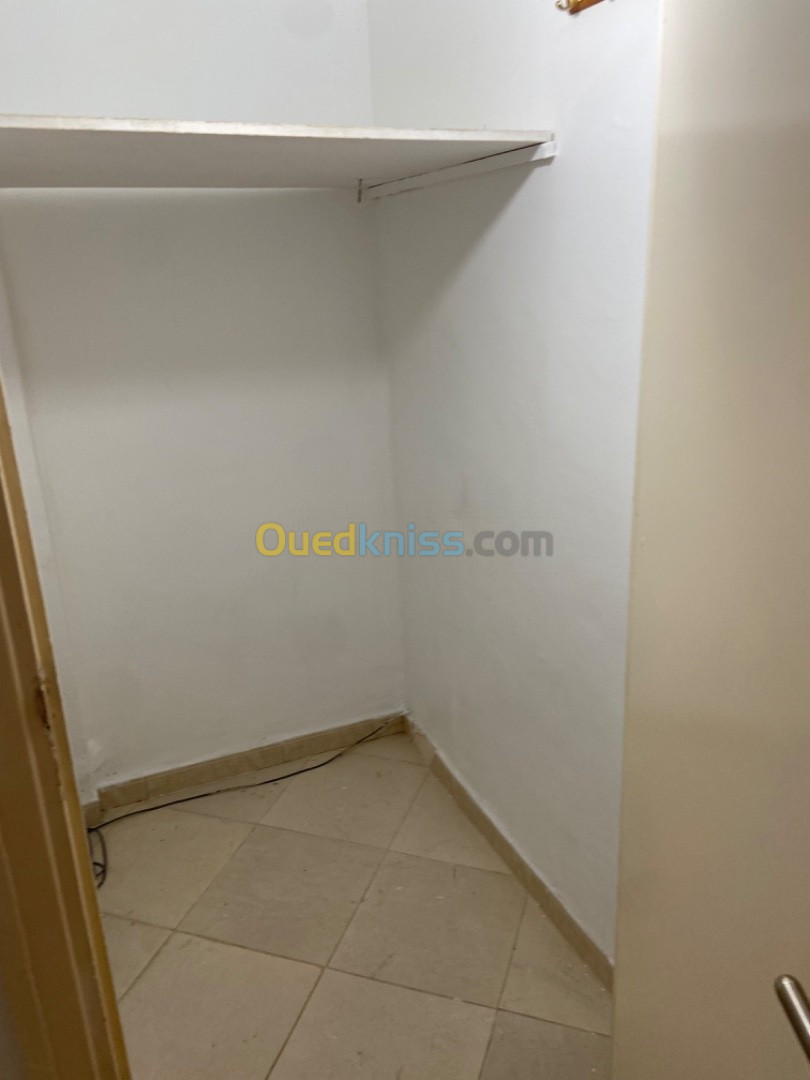 Location Appartement F4 Alger El mouradia