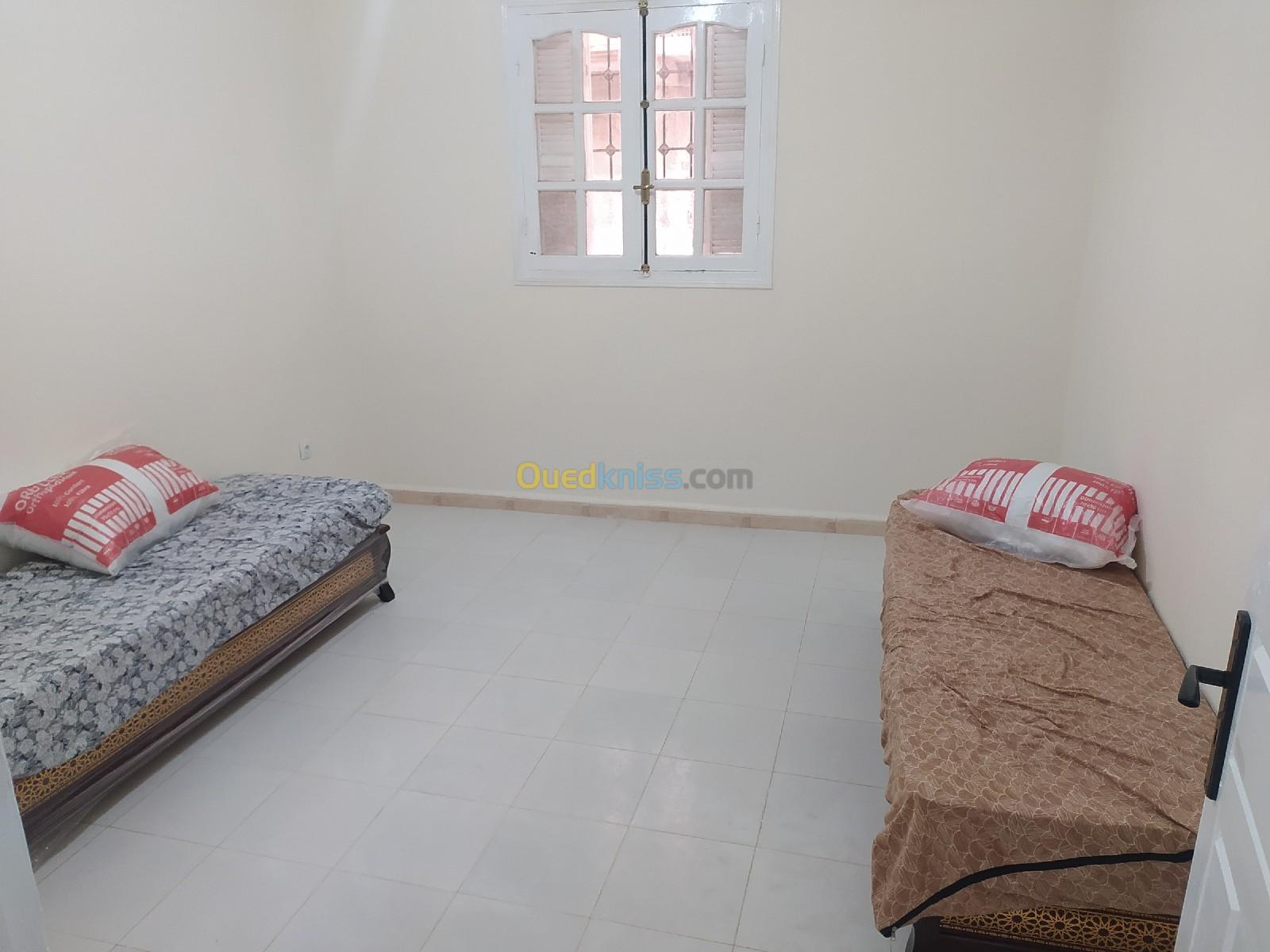 Location vacances Niveau De Villa F2 Alger Bordj el kiffan