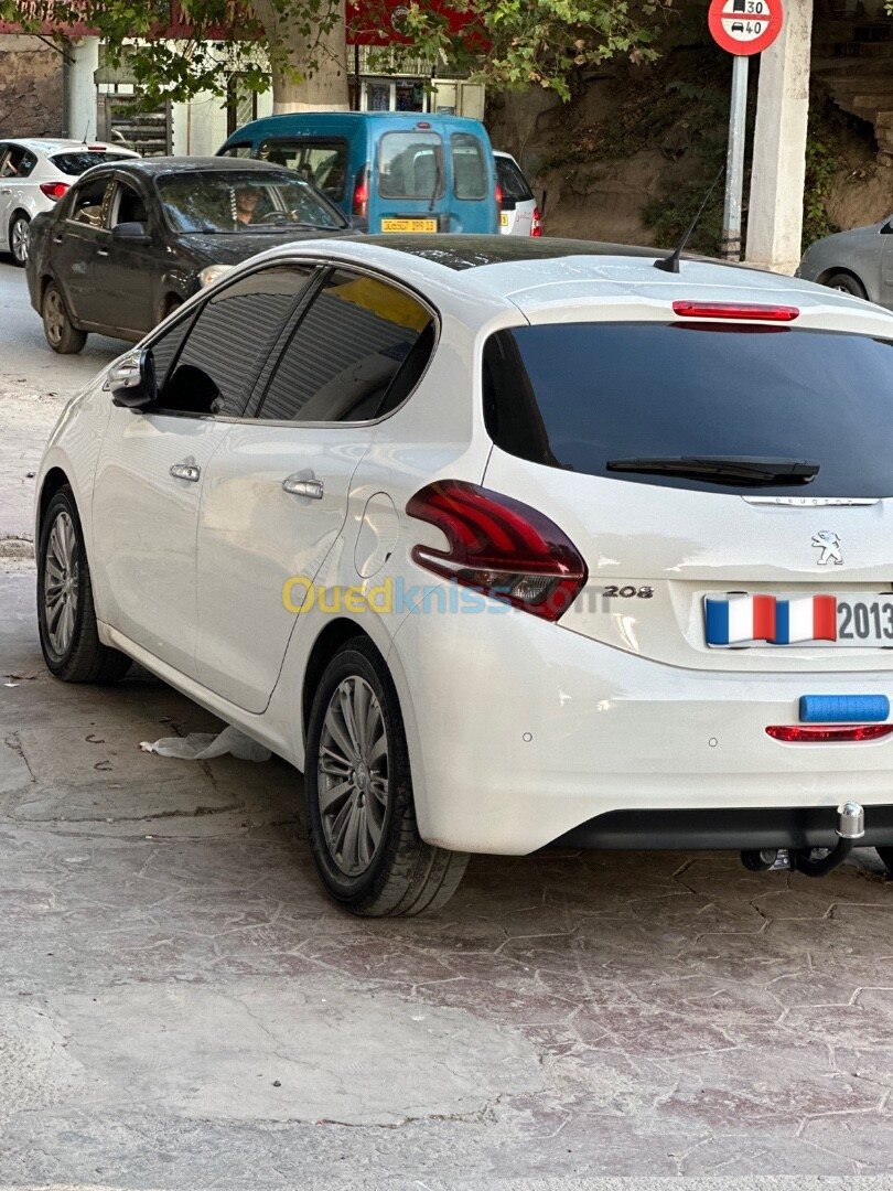 Peugeot 208 2020 Allure Facelift