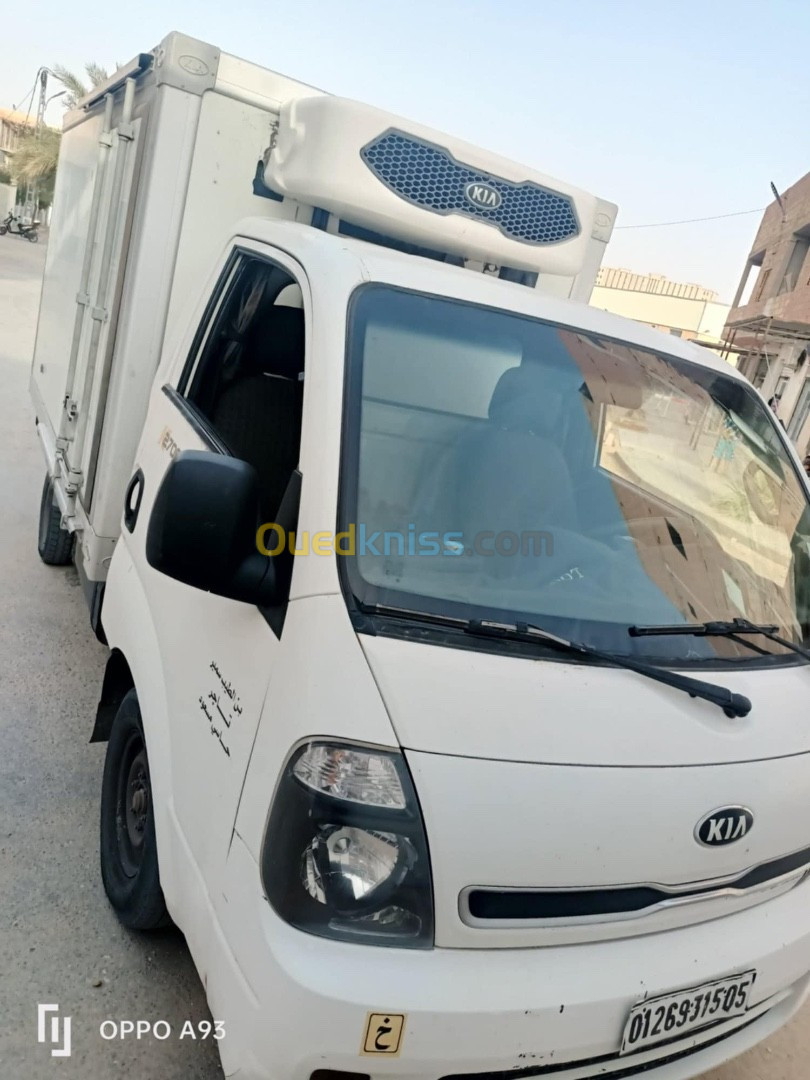 Kia K2700 2015