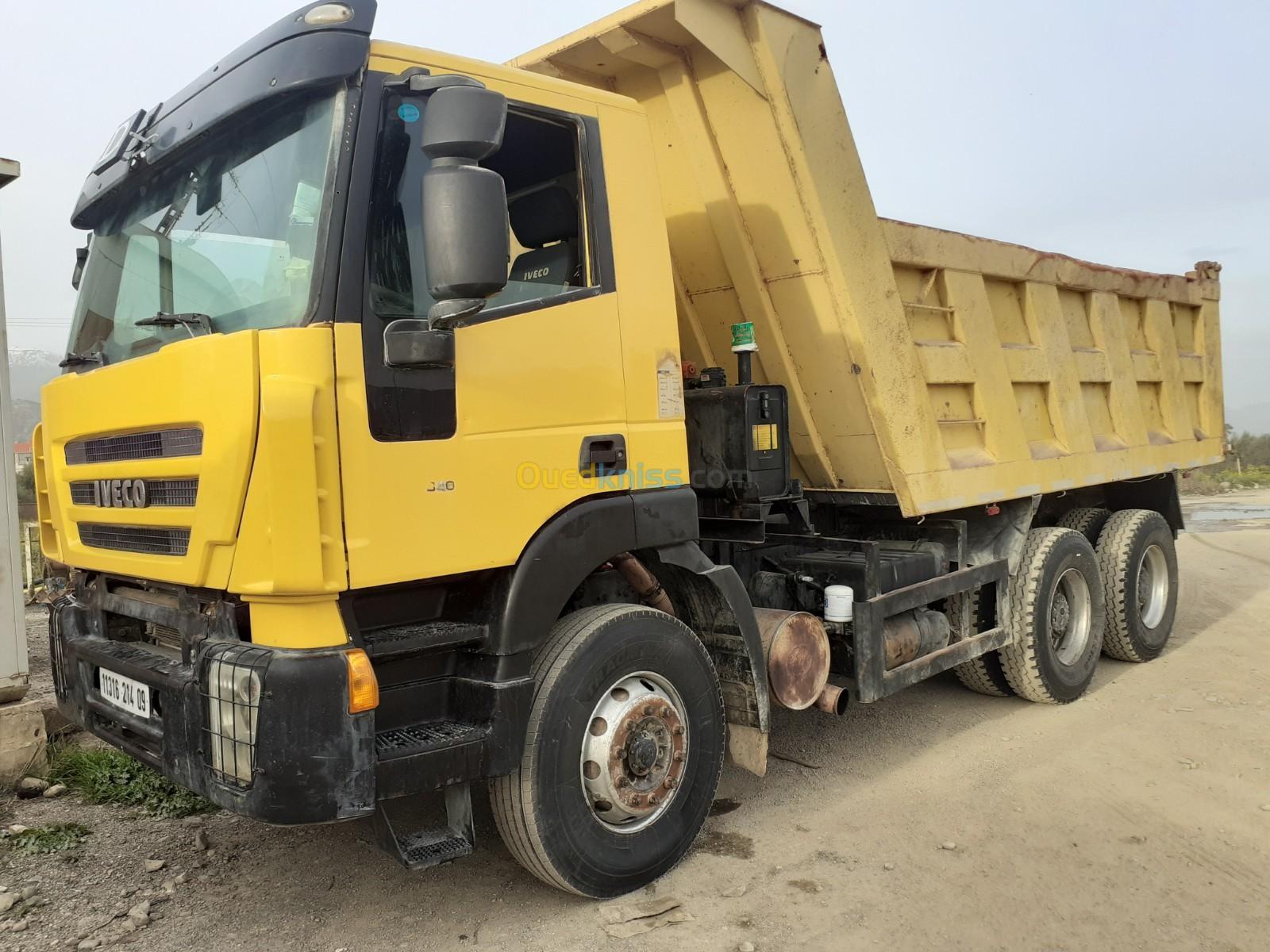 682 Iveco moteur shacman cardan 2014 - Béjaïa Algérie