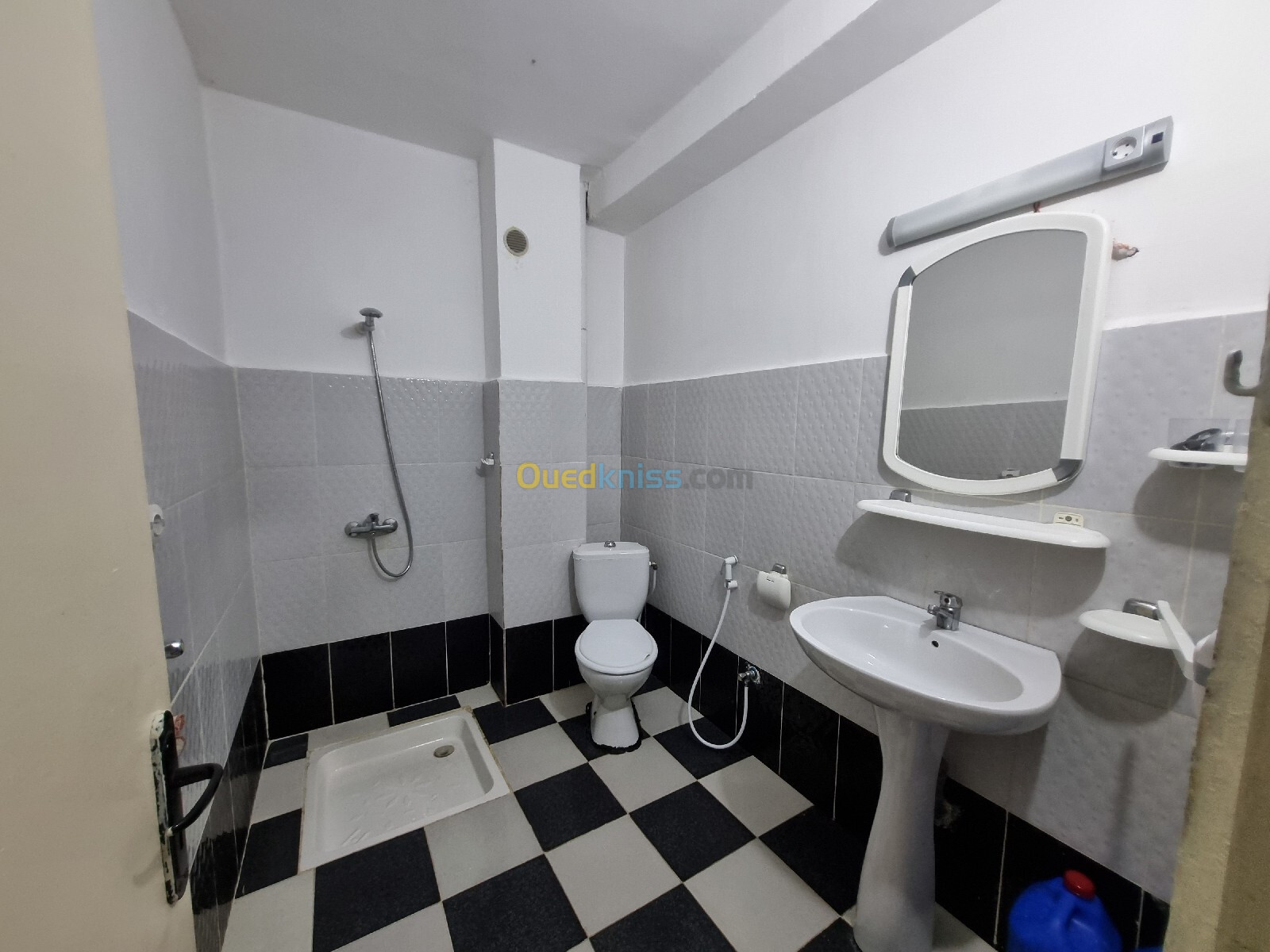 Location Appartement F3 Tizi Ouzou Azazga