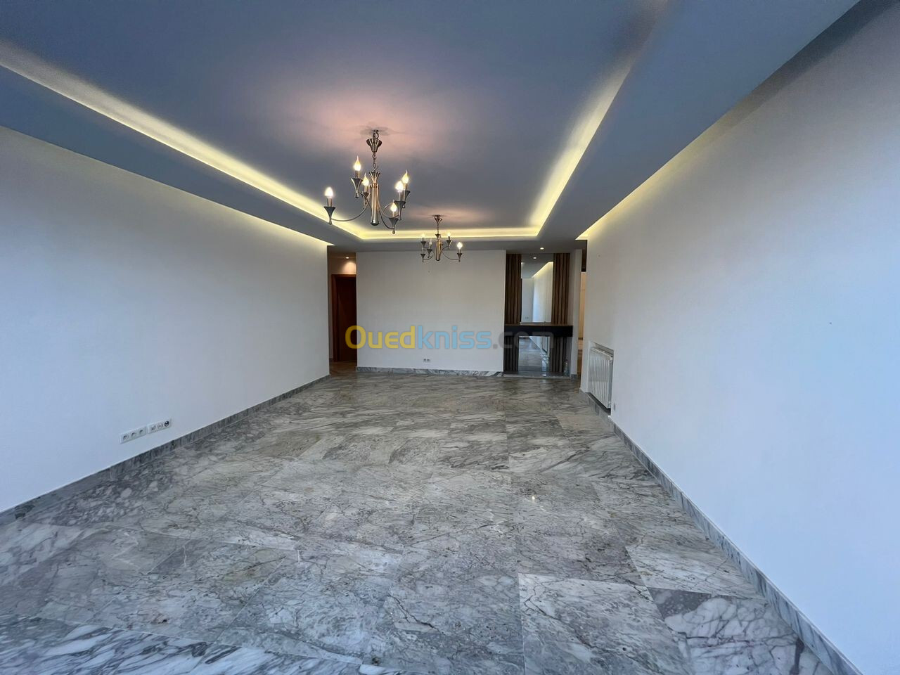 Location Appartement F4 Alger Hydra