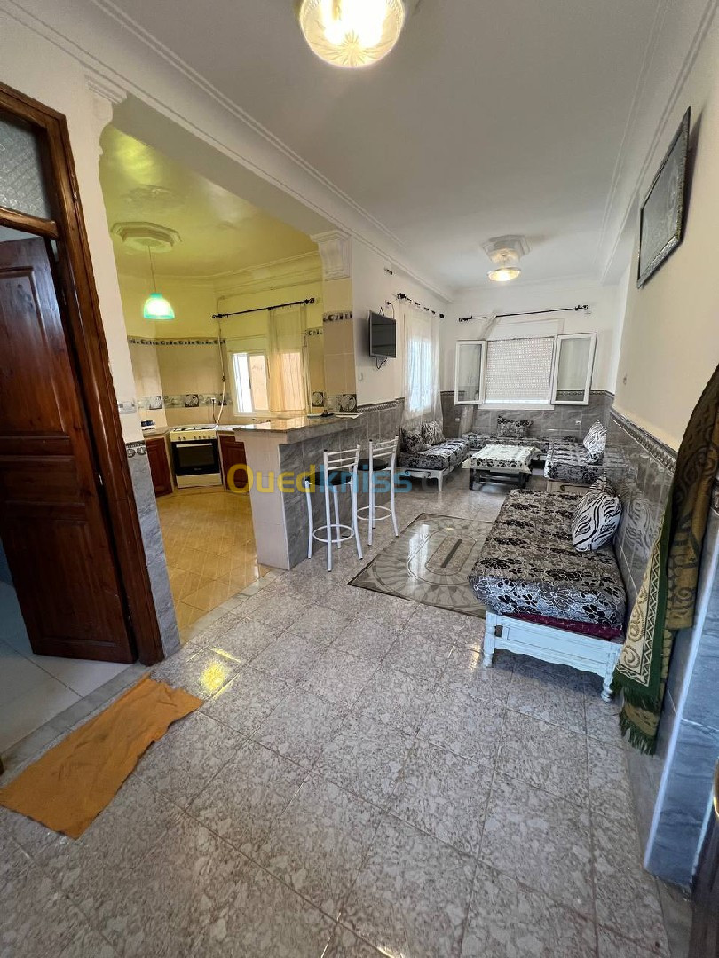 Location vacances Niveau De Villa F2 Aïn Témouchent Bou zedjar