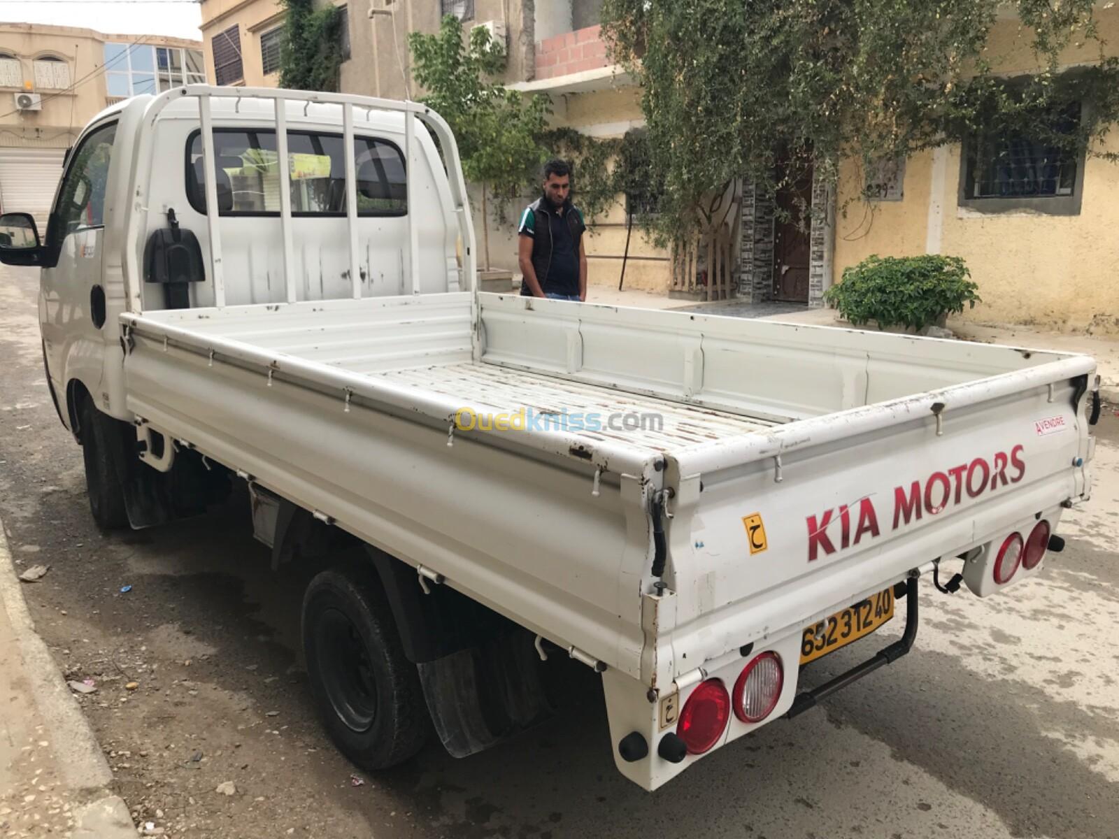 Kia Kia k2700 2012