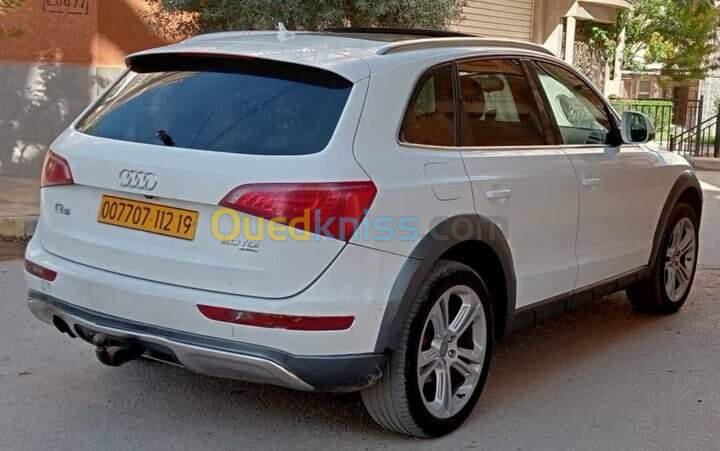 Audi Q5 2012 Off Road