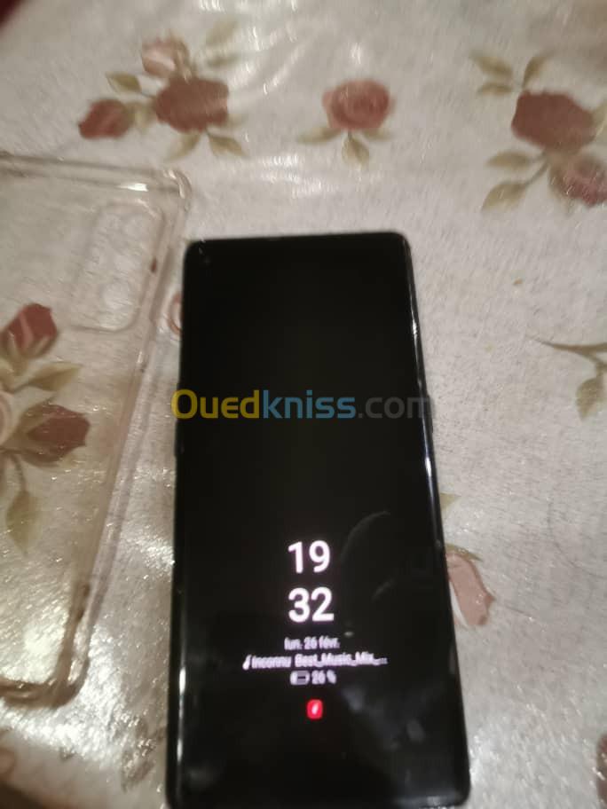 Oppo Find X3 Neo