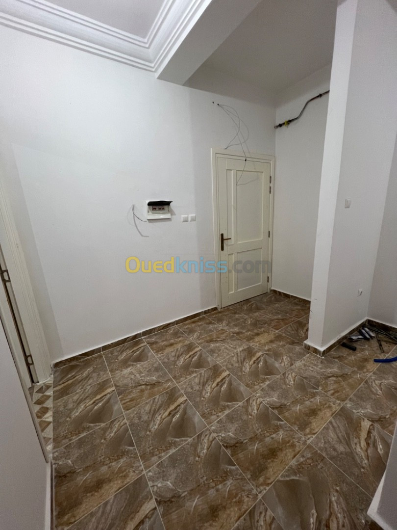 Vente Appartement F2 Oran Ain el turck