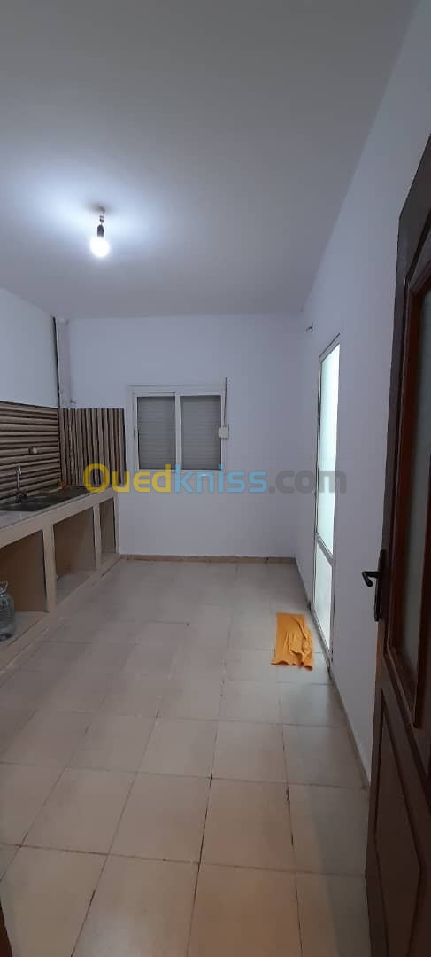 Location Appartement F4 Alger Mahelma