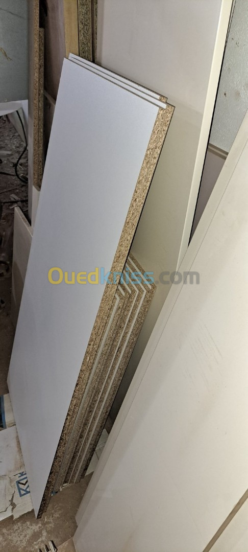 Machiniste mdf et melamine.