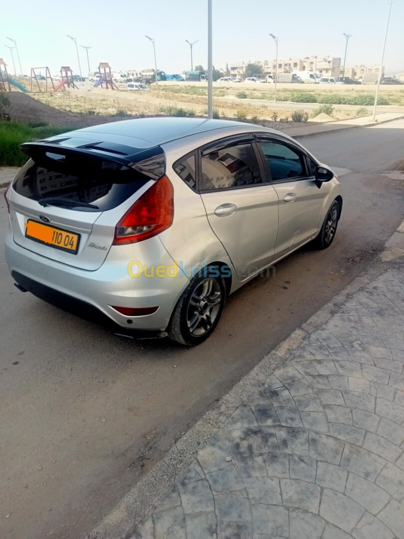 Ford Fiesta 2010 Titanium Sport pack