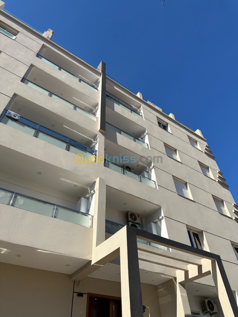 Location Appartement F4 Blida Blida