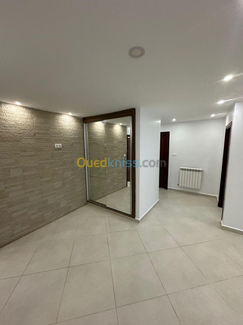 Location Appartement F4 Blida Blida